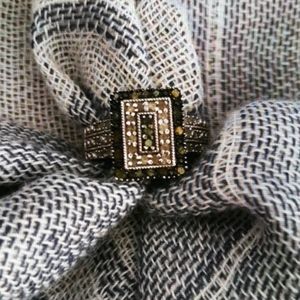 BEAUTIFUL Diamond Ring